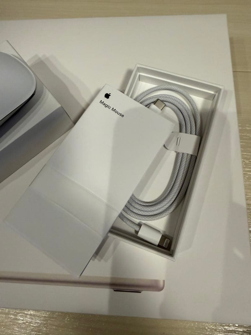 Apple MacBook Air M2 本体