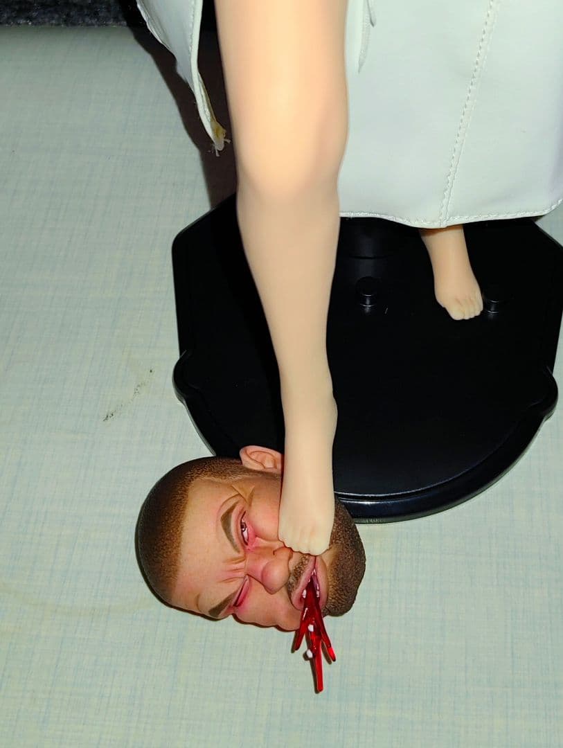 TBLeague.1/6ヘッド、[ぶん殴られ顔ヘッド]珍品希少品!