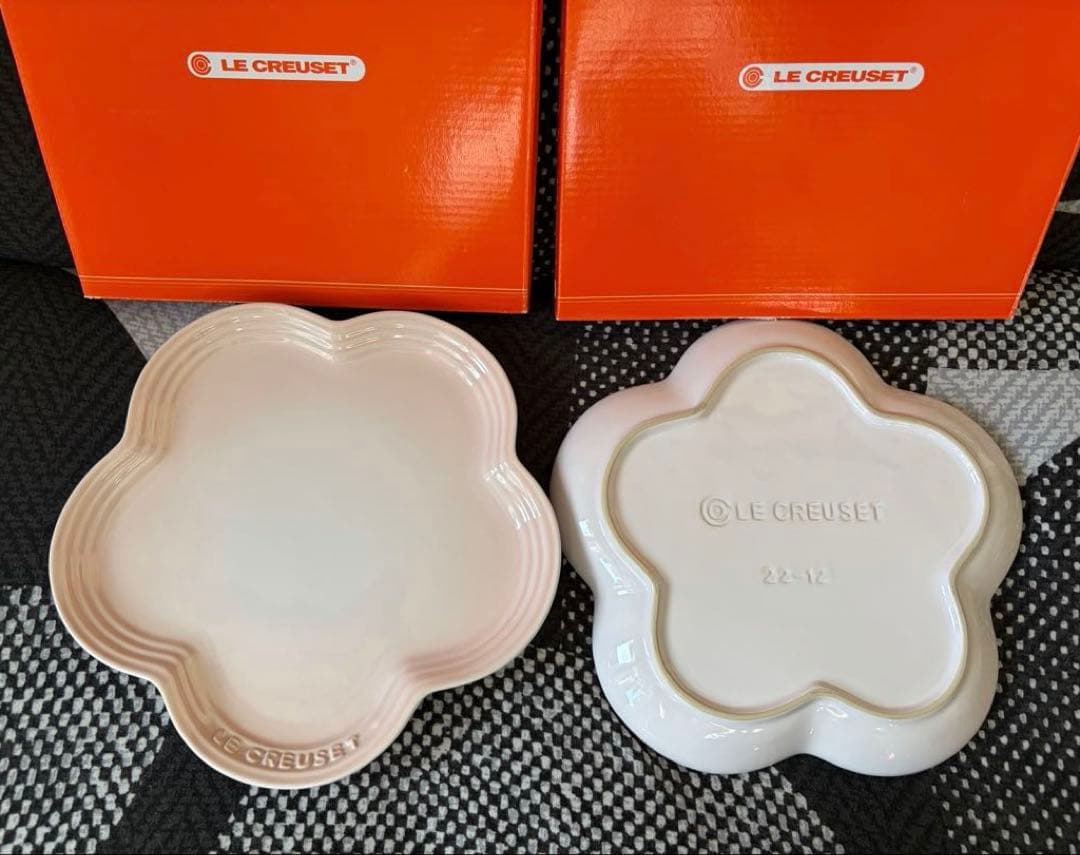 新品 ルクルーゼ フラワープレート 23cm バレリーナピンク 2枚セット ②