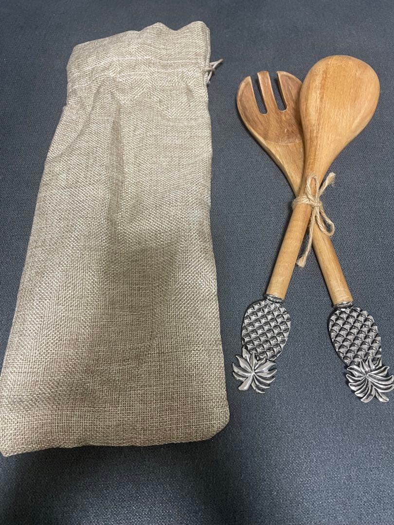 ハワイ購入　新品　木製パイナップル　サーバーセット　カトラリー