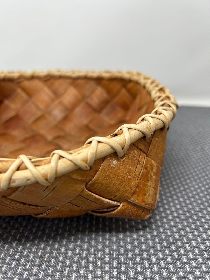 ヴィンテージ白樺 根かがり 　　　　スクエア かご