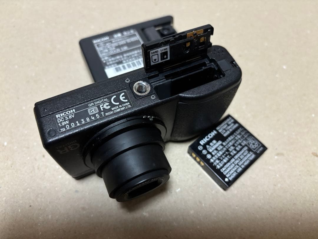 リコー　GRデジタル初代　ジャンク品