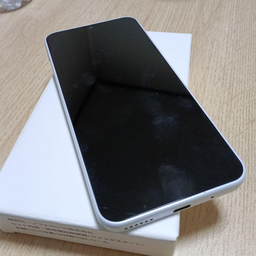 Libero 5G IV ホワイト 本体 箱付き中古