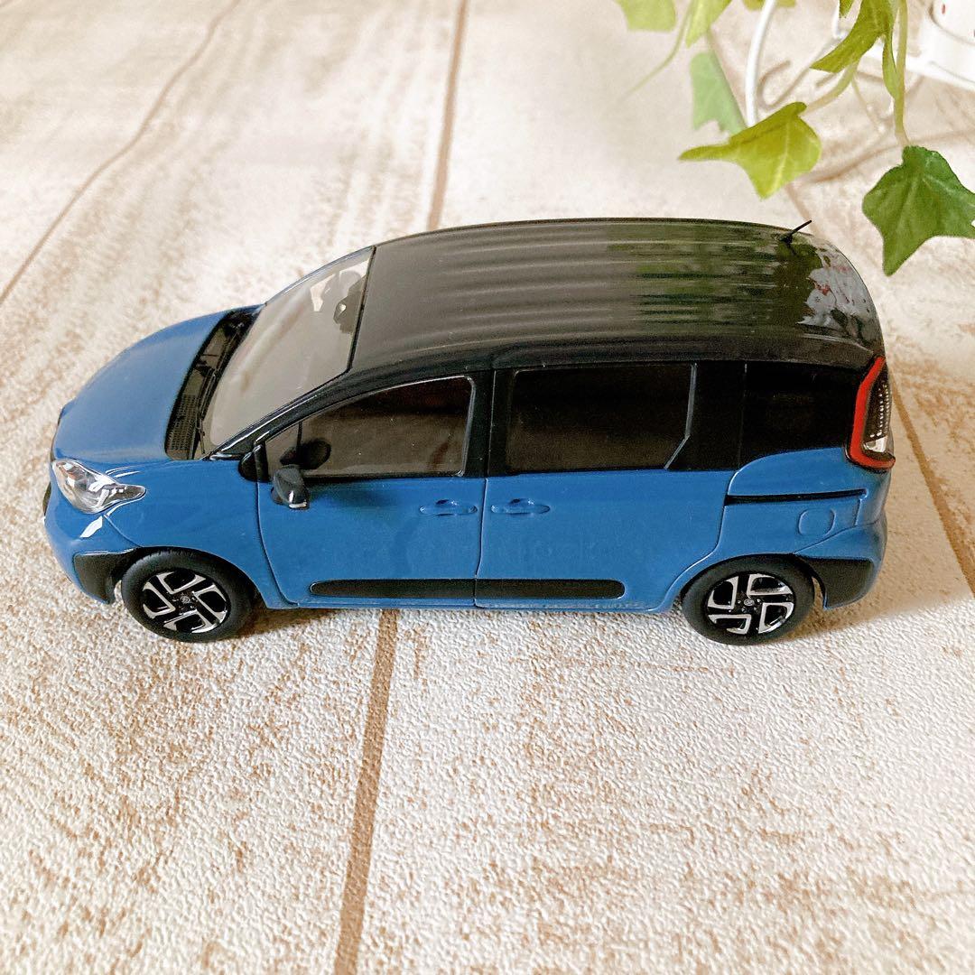 トヨタ シエンタ カラーサンプル ダークグレー/グレイッシュブルー新品