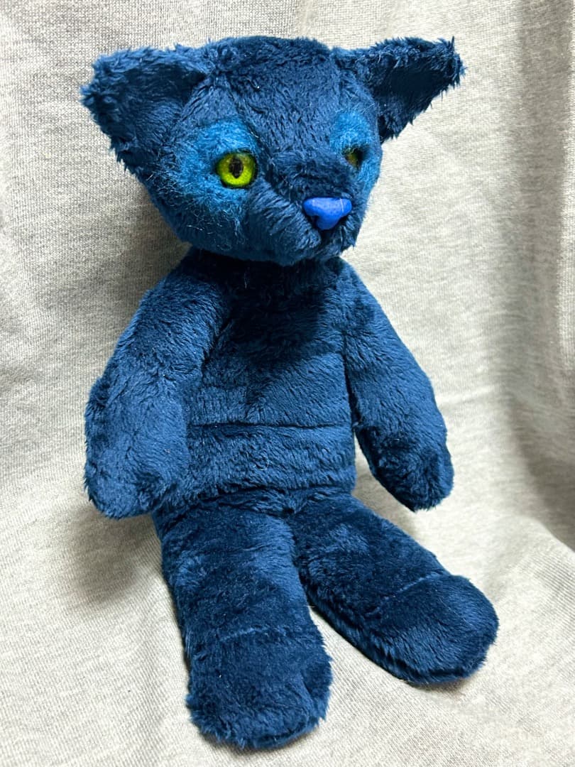 青い猫のアートドール【ハンドメイド】羊毛フェルト　猫　ぬいぐるみ