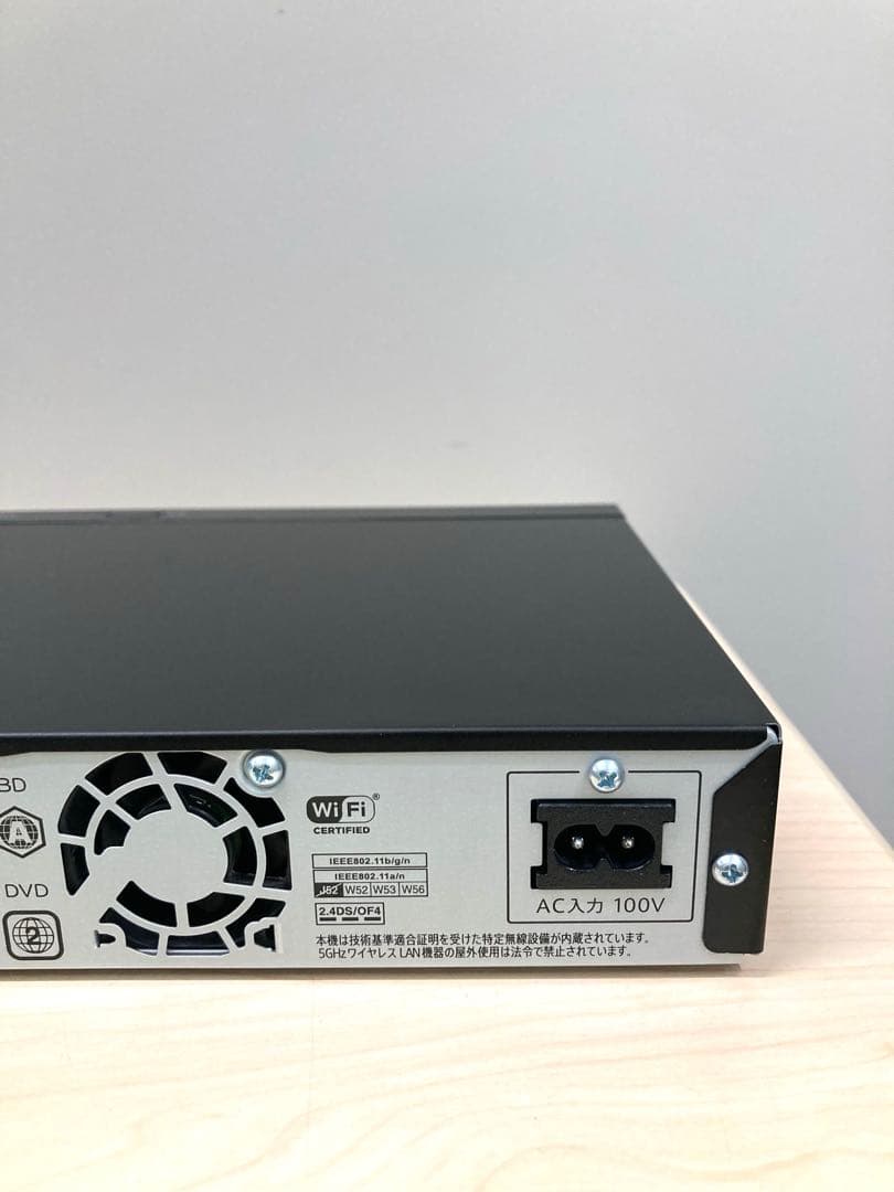 めっちゃ綺麗　1TB シャープ　AQUOS ブルーレイ　BD-NW1100