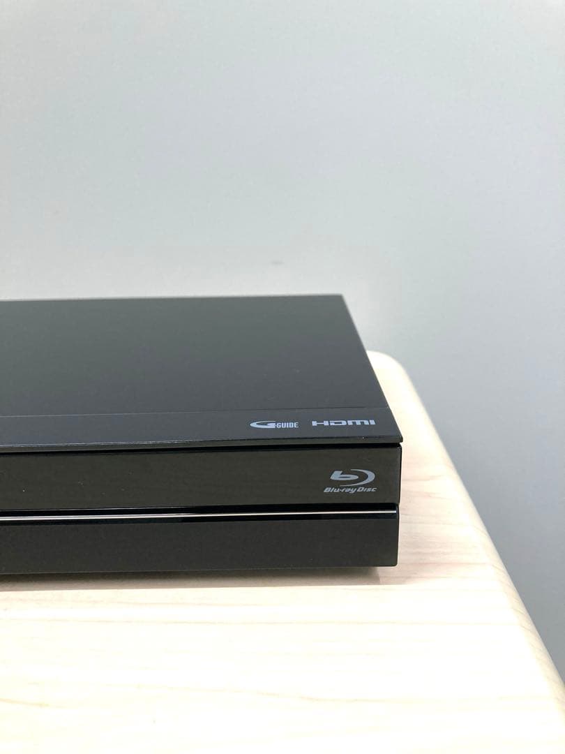 めっちゃ綺麗　1TB シャープ　AQUOS ブルーレイ　BD-NW1100