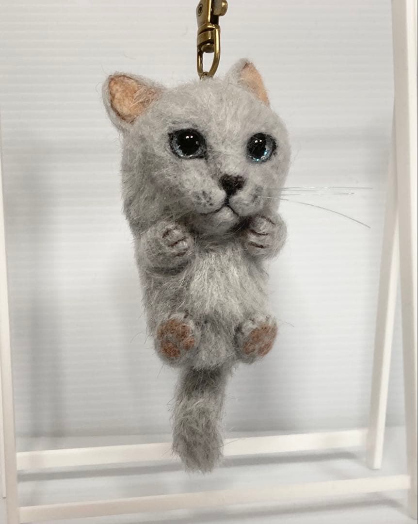 羊毛フェルト 猫 サンプルページ キーホルダー Ｍサイズ 植毛あり