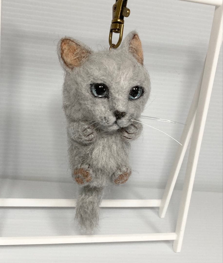 羊毛フェルト 猫 サンプルページ キーホルダー Ｍサイズ 植毛あり