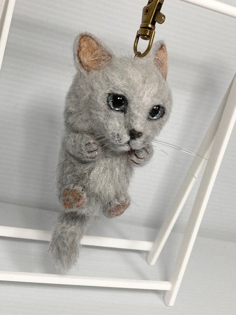 羊毛フェルト 猫 サンプルページ キーホルダー Ｍサイズ 植毛あり