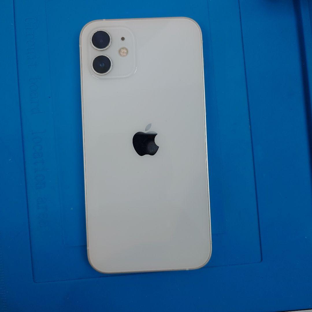 訳あり　Apple iPhone 12 64GB ホワイト