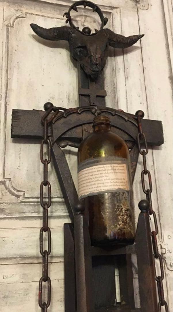 死の拷問椅子　Gothic