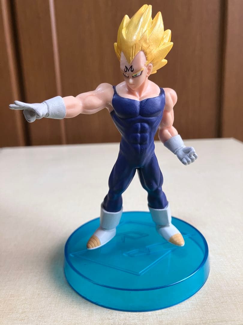 ドラゴンボールフィギュア 3点台座付き