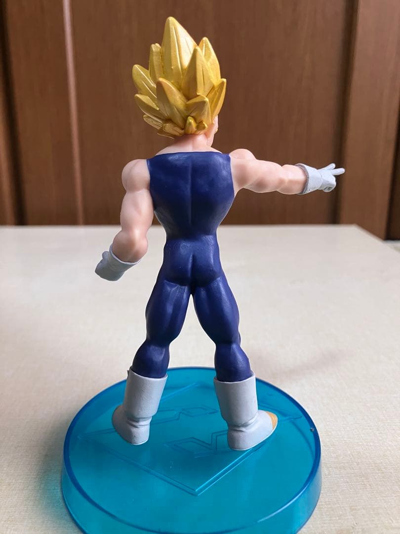 ドラゴンボールフィギュア 3点台座付き