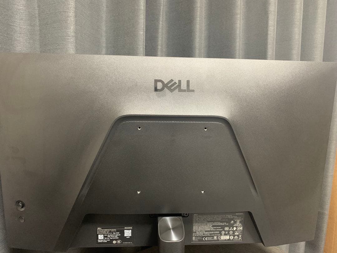 相場15800円　Dell 24 モニター 200Hz ほぼ未使用