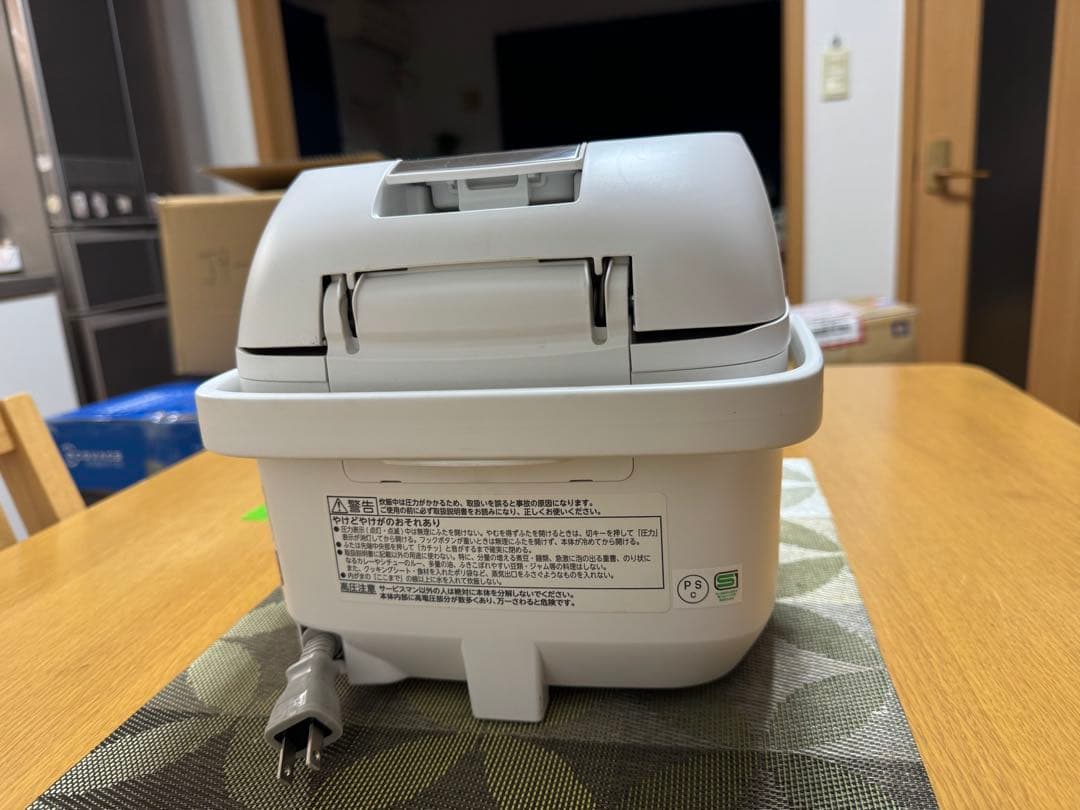 東芝 圧力IHジャー炊飯器 3.5合炊き 0.63L RC-6PXR 動作保証