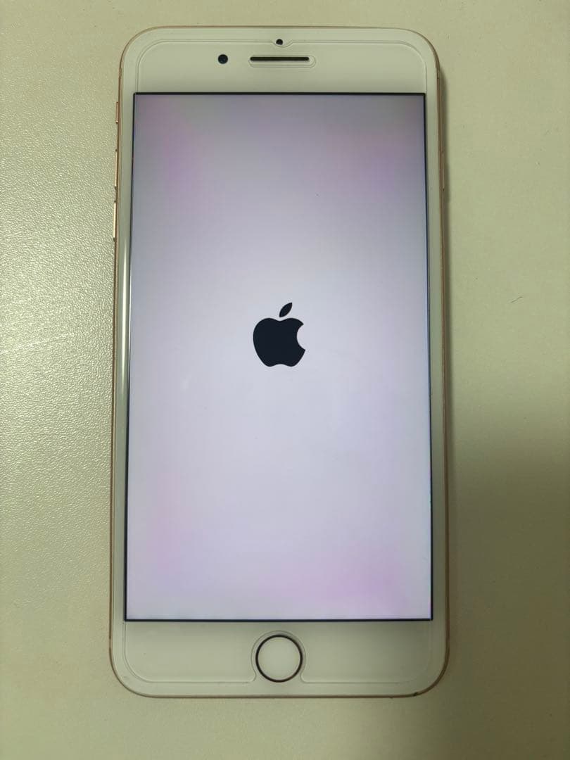 Apple iPhone 8 Plus ゴールド 本体