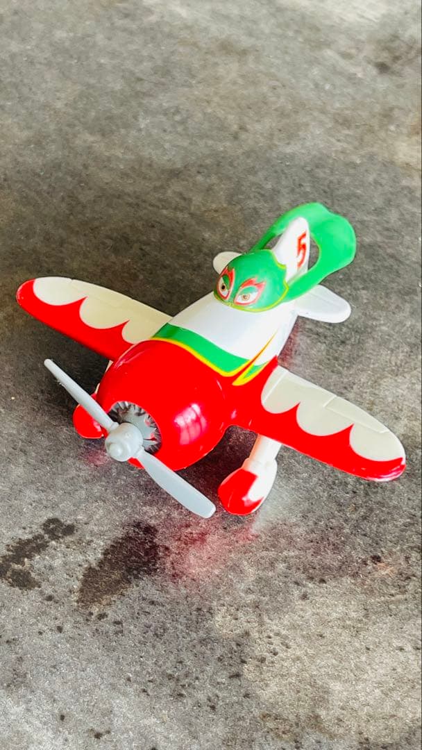 カーズ　飛行機 8機セット