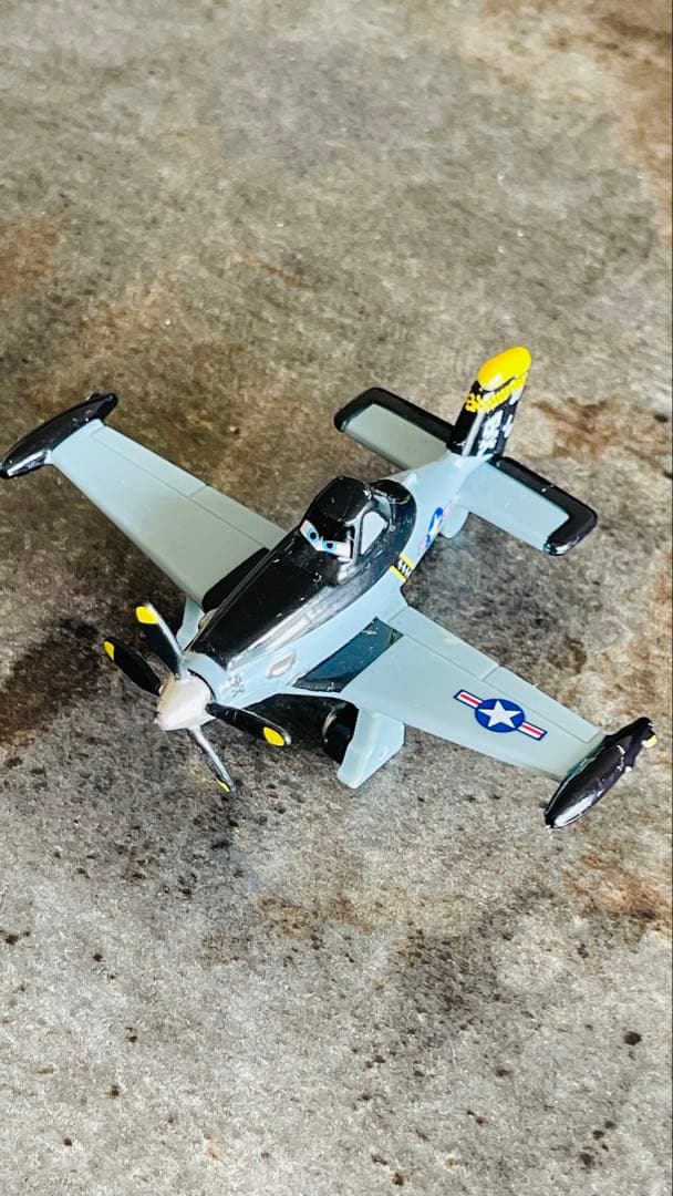 カーズ　飛行機 8機セット