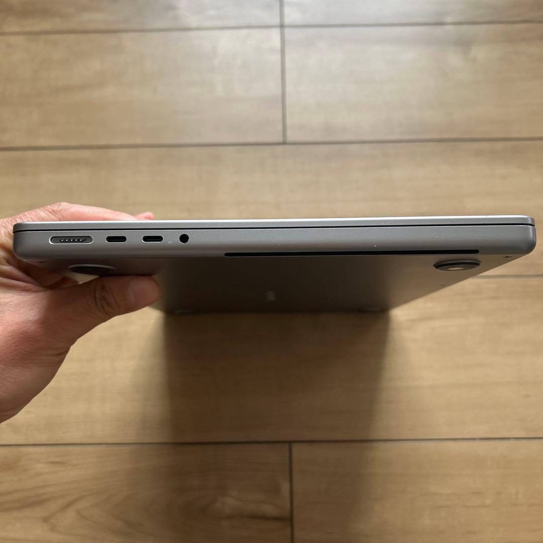 MacBookPro 14インチ M1 16/500GB 14core