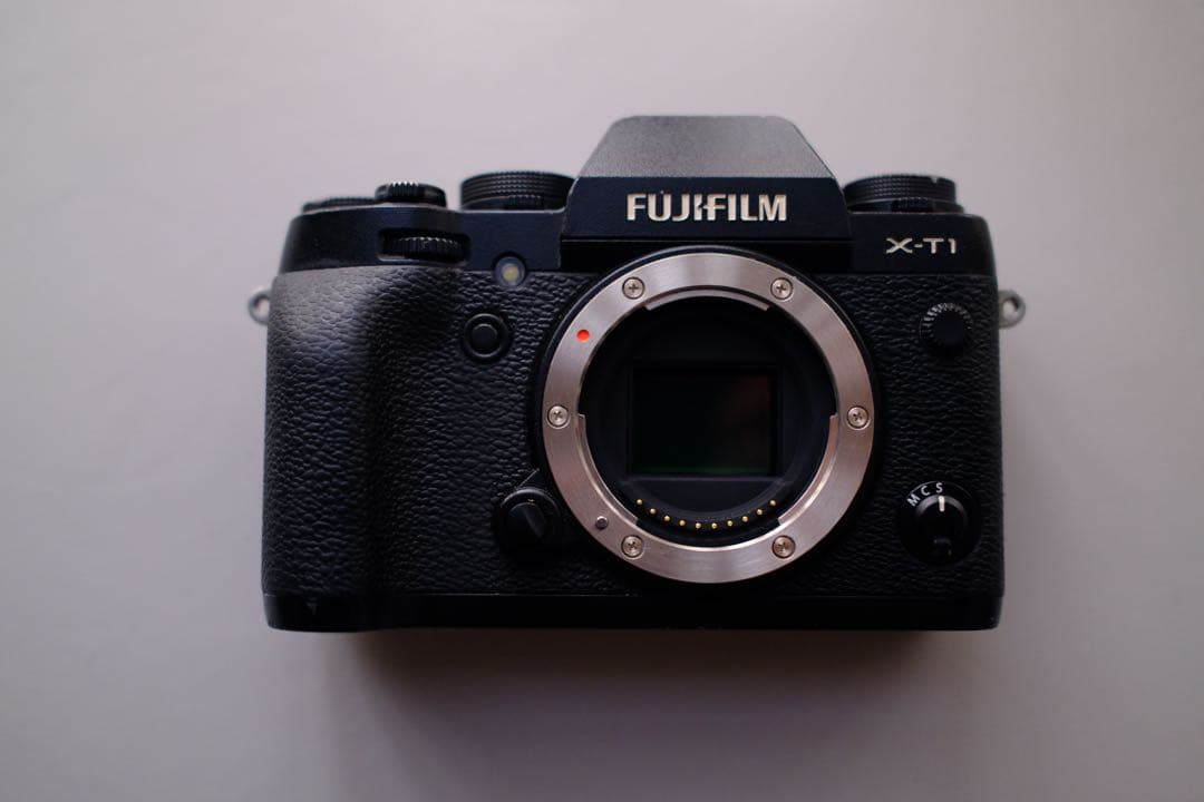 Fujifilm X-T1 ミラーレス一眼カメラ　ジャンク