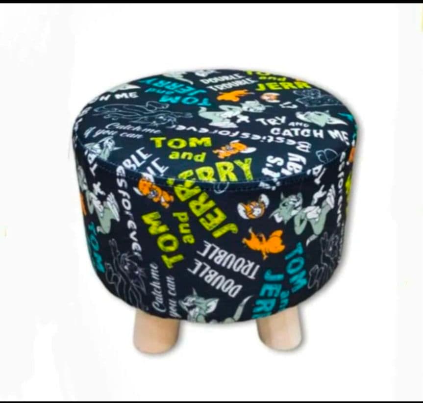 アミューズメント限定商品 トムとジェリーくつろぎスツール セット コンプリート