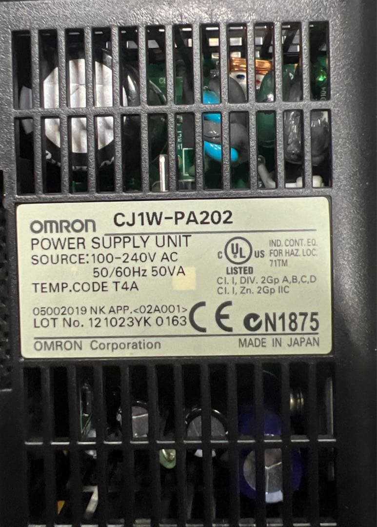 Omron オムロン PLCユニット CJ2M-CPU11