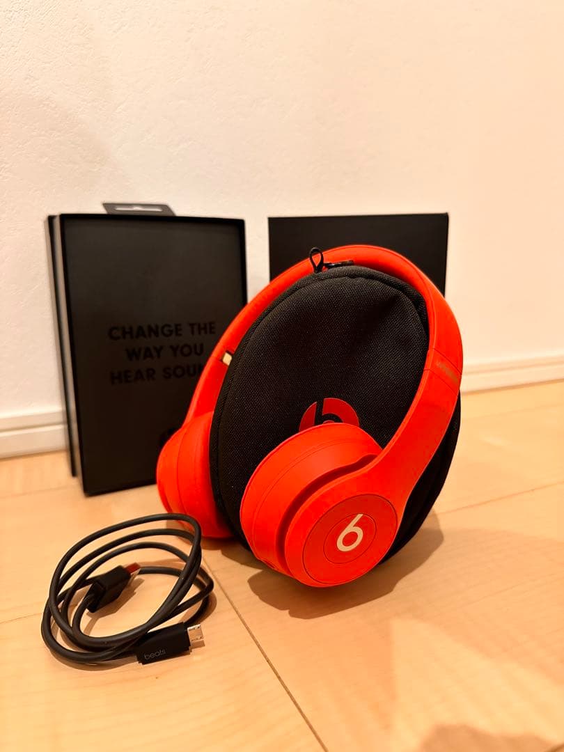 BEATS SOLO3 ワイヤレスヘッドホン 特別版 レッド