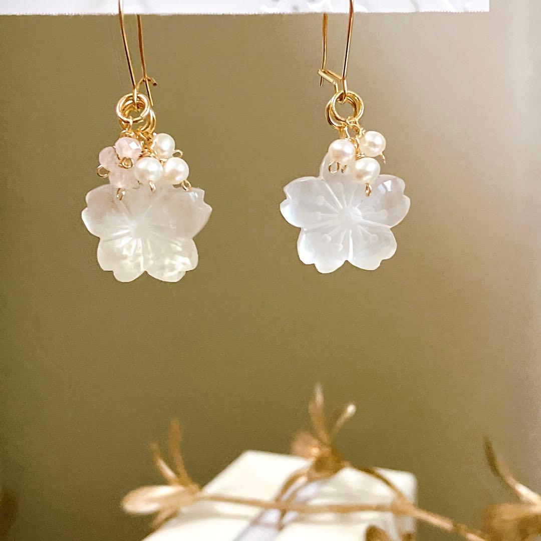 あさみ◆桜カービング✧水晶/MOPダブレットストーンチャーム