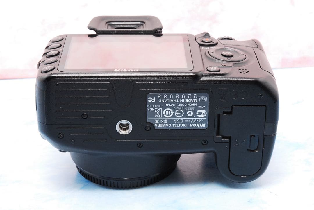 ★ニコン D3100★初心者向け★Wレンズ＆バッグ付でお得★一眼レフカメラ