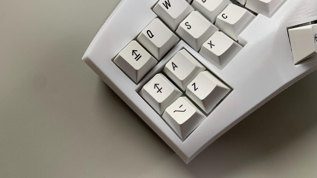 無線自作キーボード　Cygnus（キグナス）