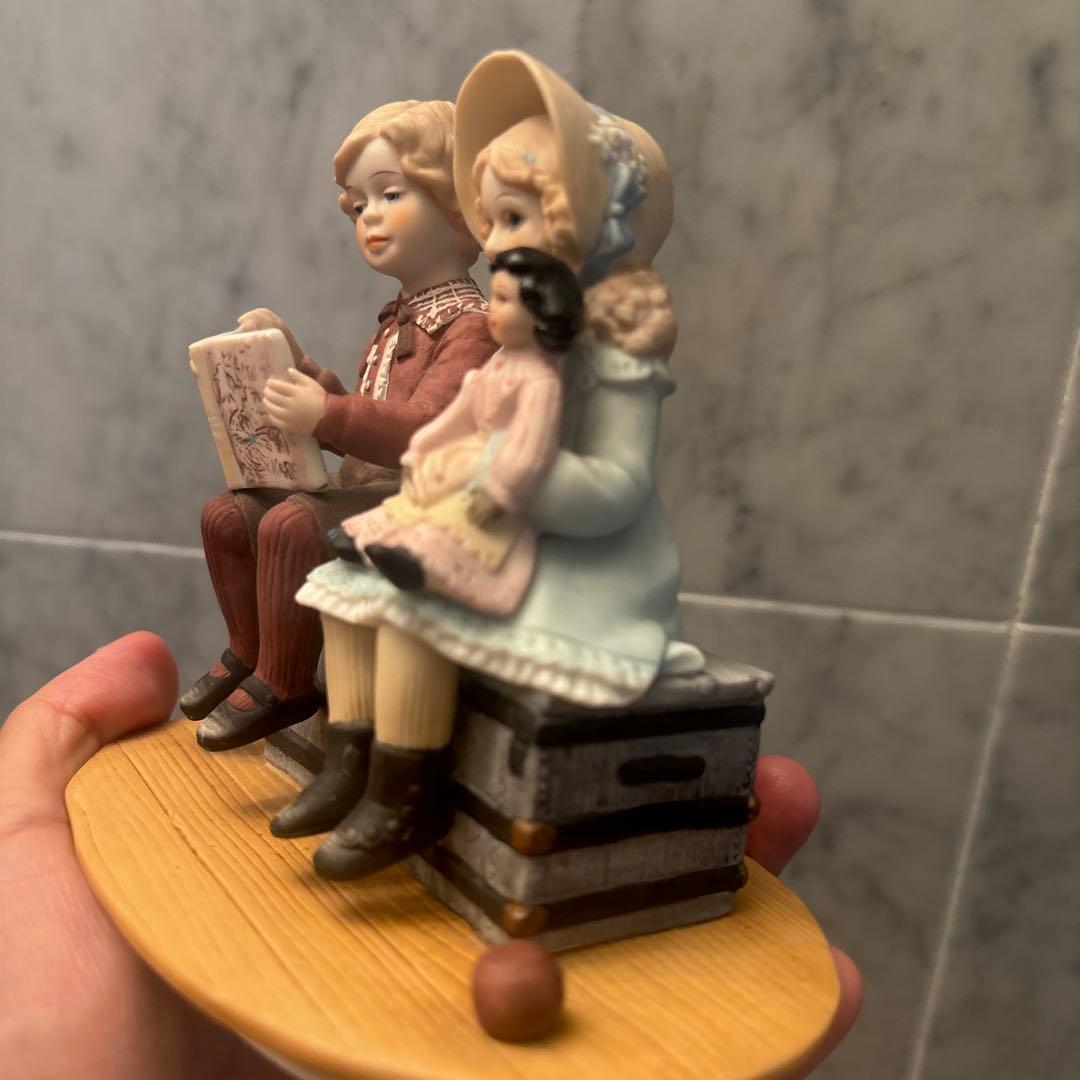 アメリカ80年代JAN・Hagaraの精巧に作られた美しい少年少女