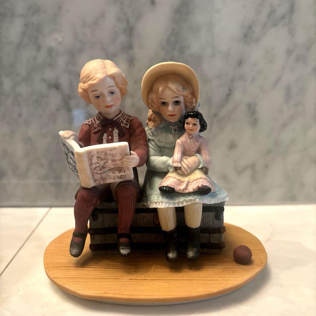 アメリカ80年代JAN・Hagaraの精巧に作られた美しい少年少女