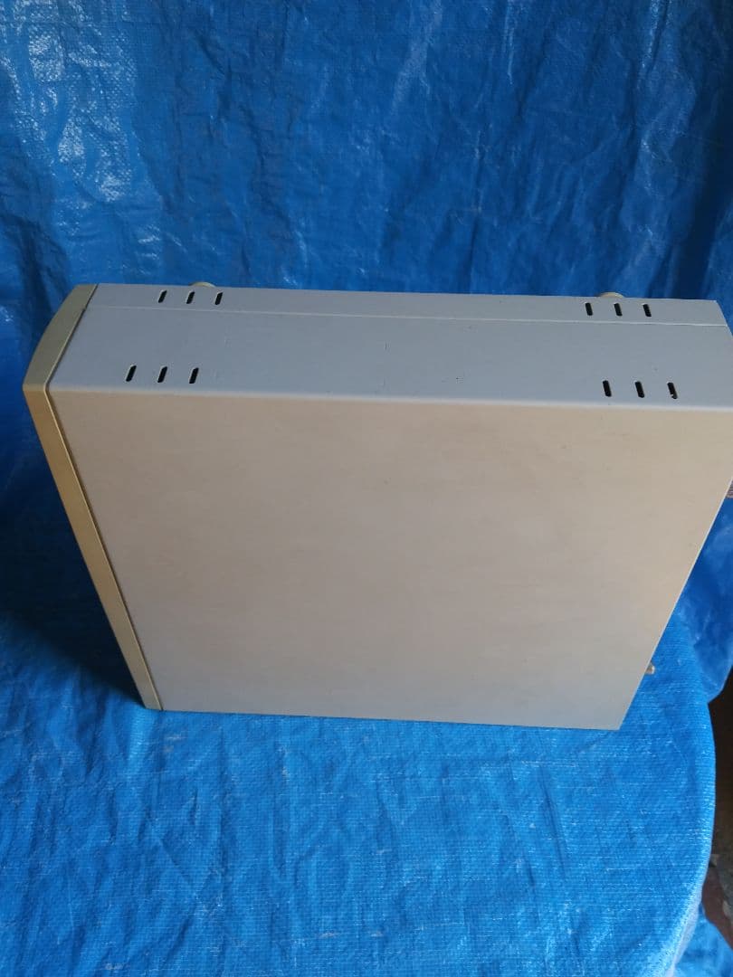 Fujitsu デスクトップWindows 2000パソコン中古品の出品です。