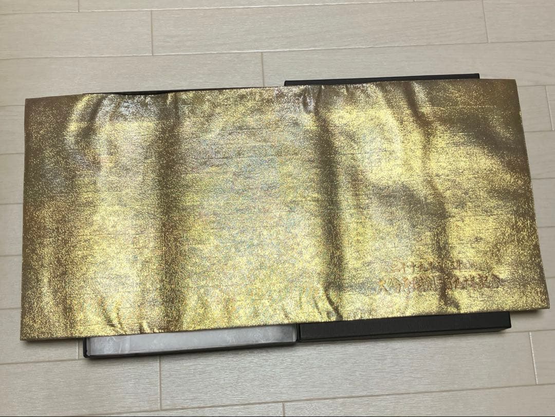 《未使用・証明書付・箱付》西陣織　御卓飾　風神雷神　西陣あさぎ製　撥水・抗菌加工