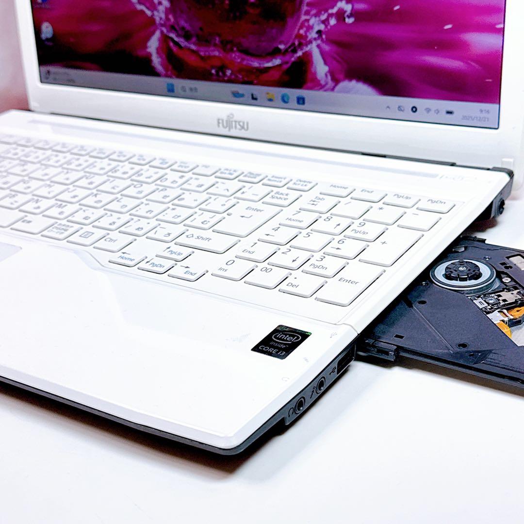 新品爆速SSD✨windows11✨カメラ✨ノートパソコン✨オフィス✨薄型