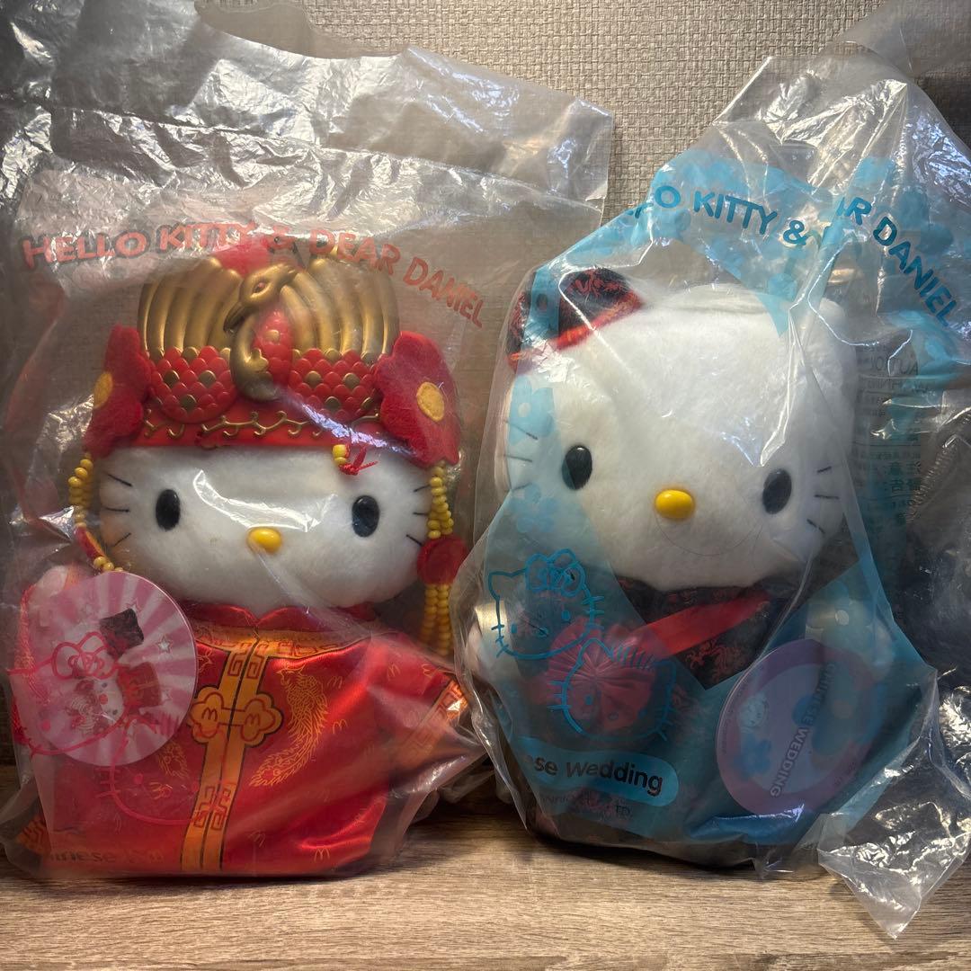 【激レア】ハローキティ＆ダニエル ぬいぐるみ大 和服・赤衣装