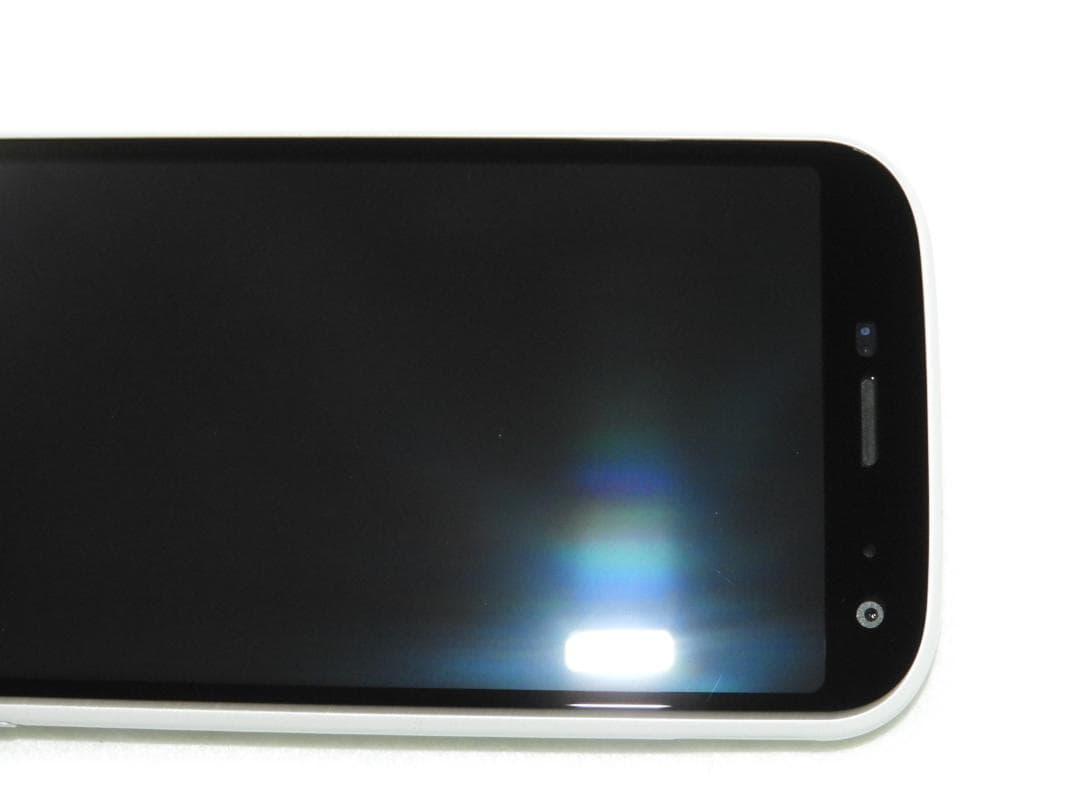 FCNT らくらくスマートフォン F-52B docomo SIMフリー