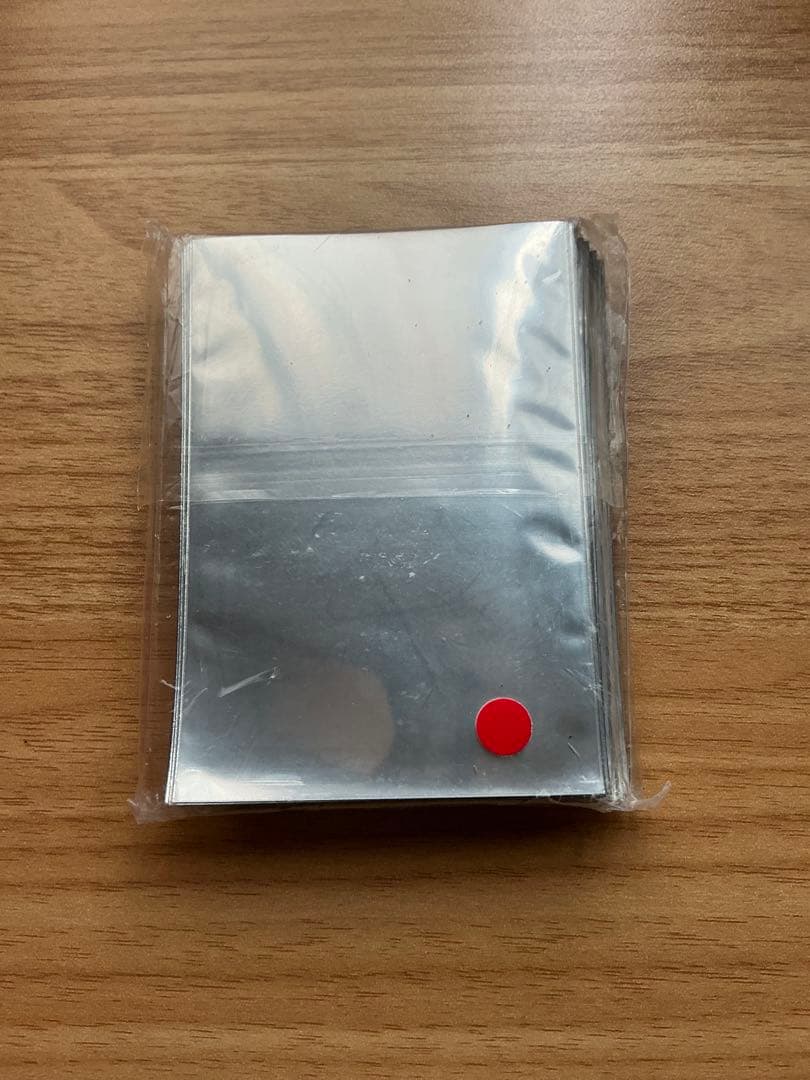 ヴァンガード 共通面 赤 スリーブ 未使用 未開封 1点