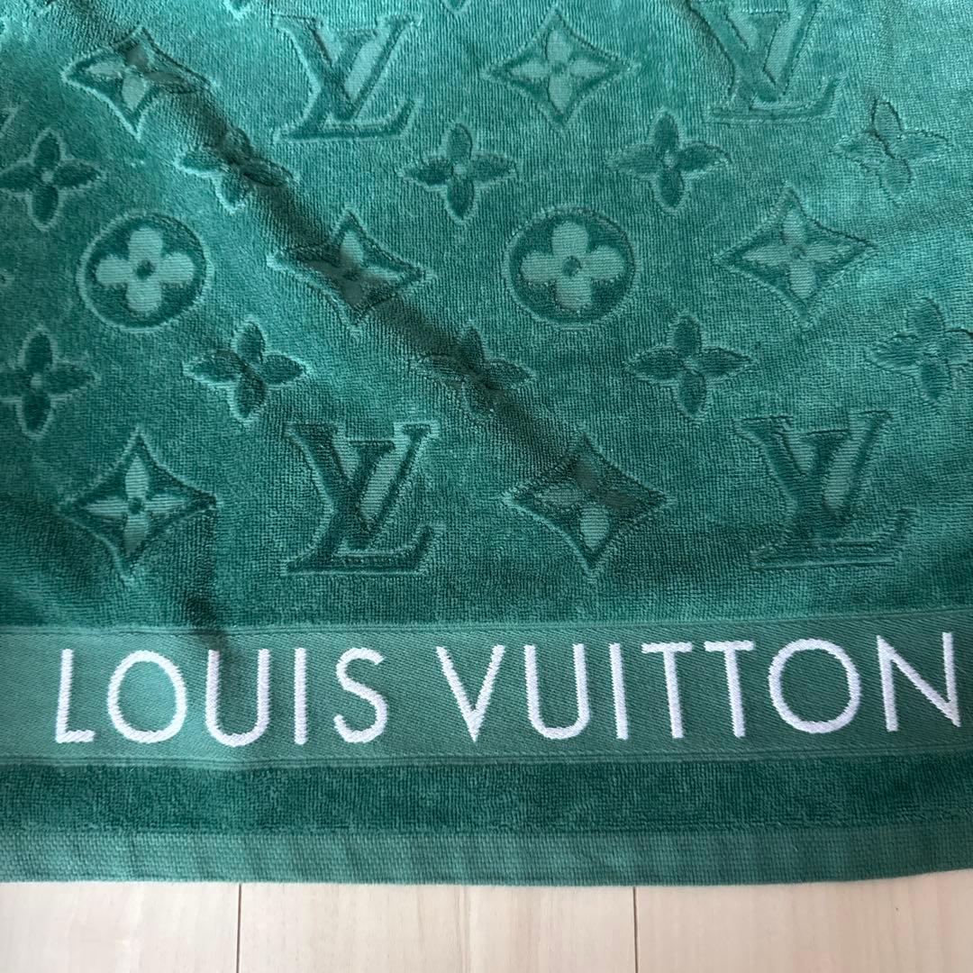 ルイヴィトン クッション✖️ビーチタオルセット
