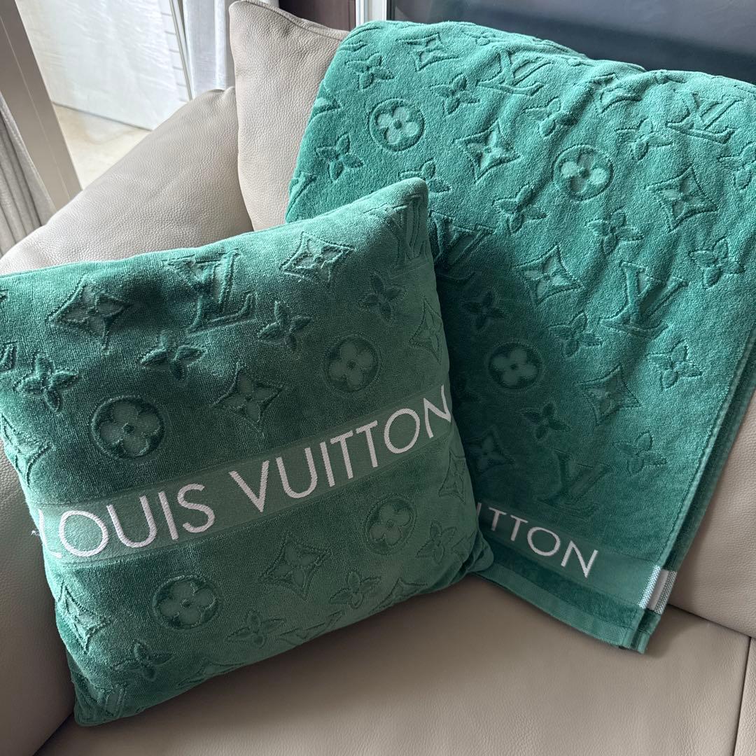 ルイヴィトン クッション✖️ビーチタオルセット