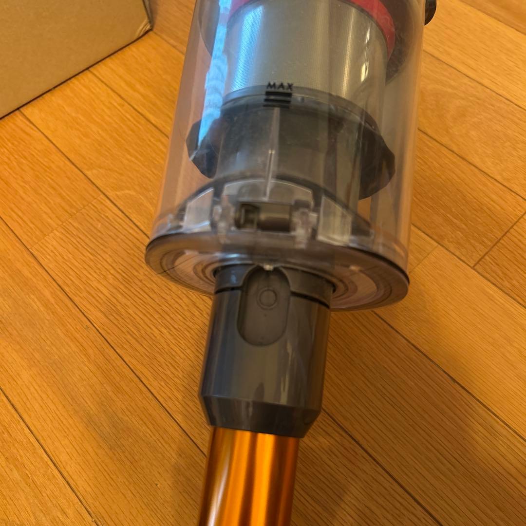 【ジャンク品】Dyson V10 Fluffy コードレス掃除機本体 ダイソン