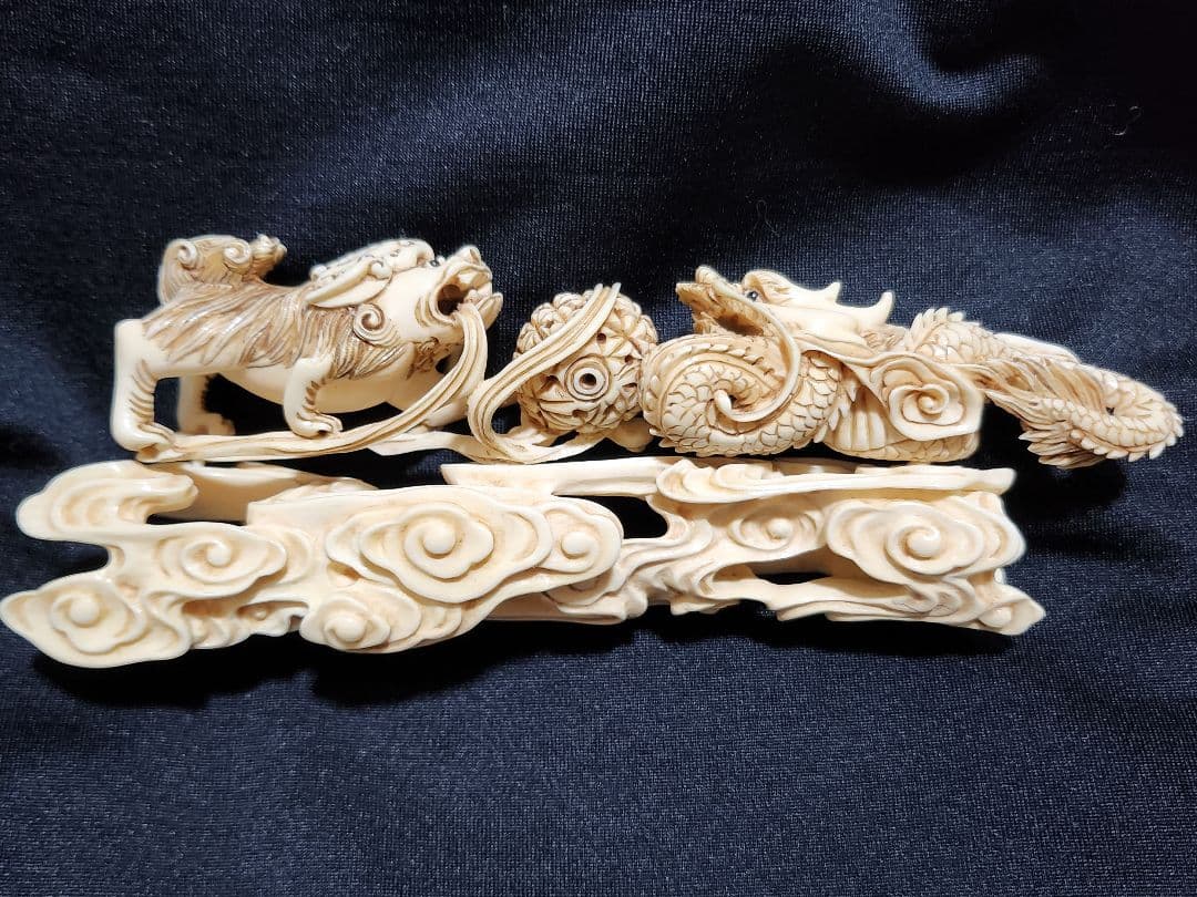 龍と獅子　龍獅子図　置物　干支