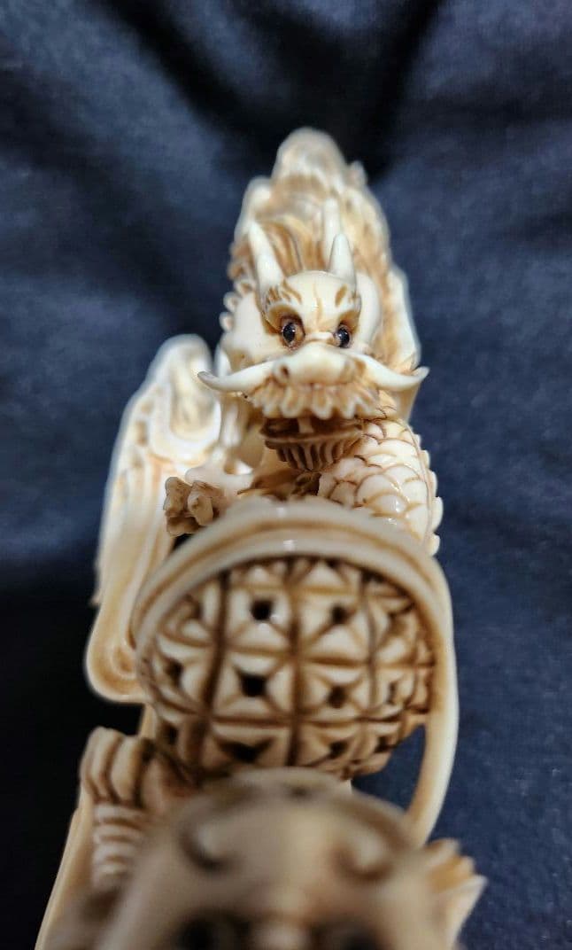 龍と獅子　龍獅子図　置物　干支