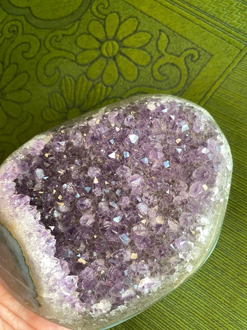 アメジスト クラスター 紫水晶 原石　瑪瑙母岩　高品質　紫水晶カッサ　273g