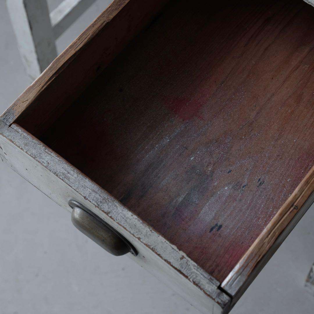 ホワイトペイント ６杯抽斗片袖机　デスク 引き出し シャビー アンティーク