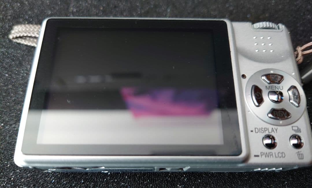 パナソニック カメラ Panasonic LUMIX DMC-FX7 です！