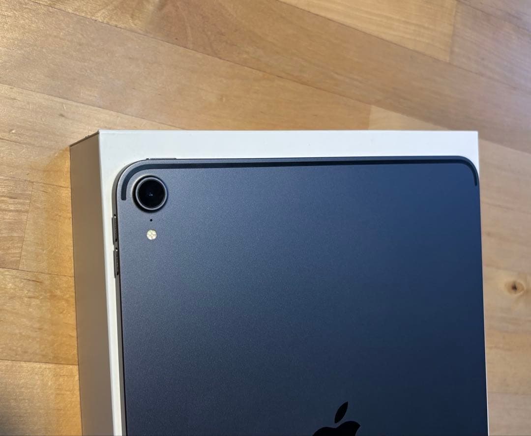 【美品】iPad Pro 11インチ 第1世代 64GB WiFi 整備済み品