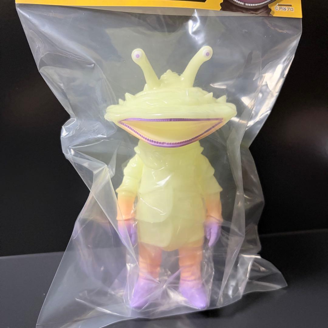 KAIJIN x One up. カネゴン GLOW1 蓄光 ワンフェス