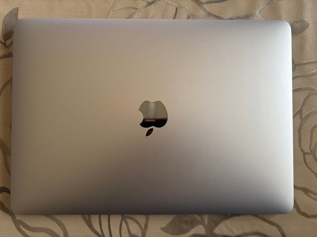 MacBook Air M1 8GB 256GB/バッテリー96%